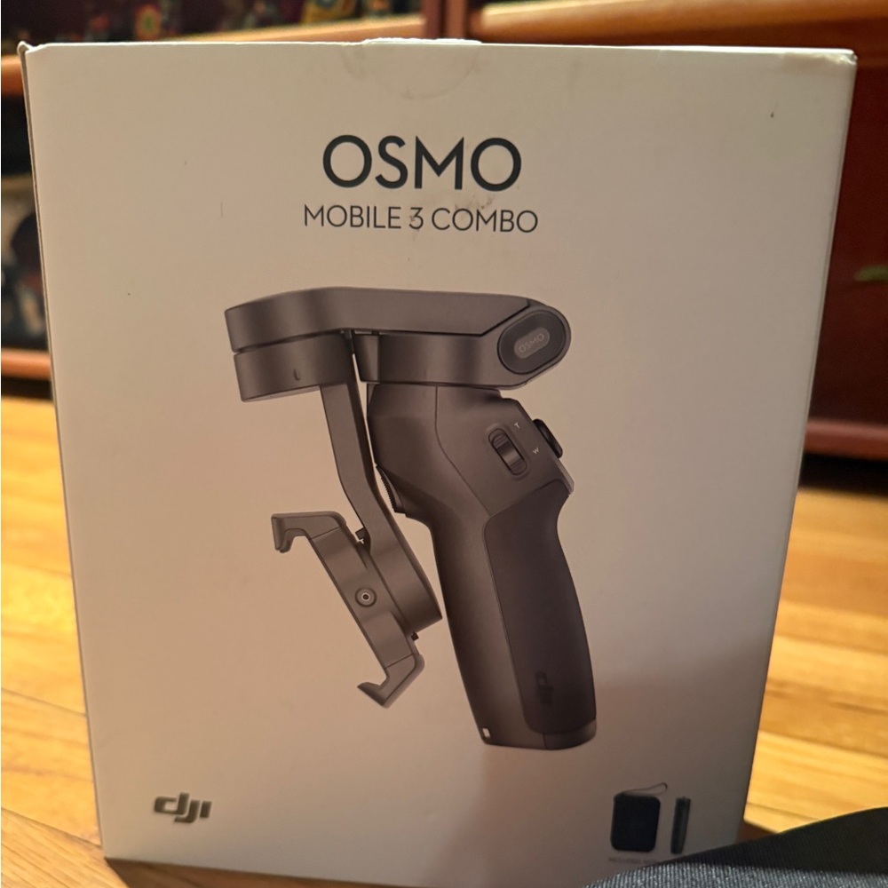 DJI Osmo Mobile 3 Combo Gray Handheld Smartphone Gimbal